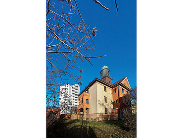 P23-01-001: Dammweg 251
							12057 Berlin