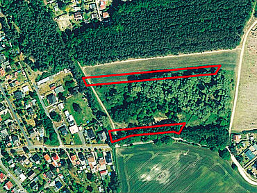D26-02-067: Triftstraße, rechts neben Hausnummer 35
							16727 Velten