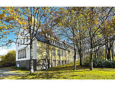 P26-03-013: Schreyerallee 2
							08349 Johanngeorgenstadt