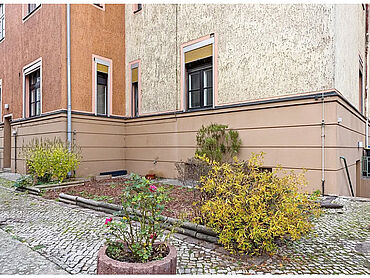 P23-01-001: Dammweg 251
							12057 Berlin