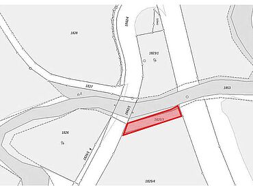 W26-02-021: Nahe Friesing, zwischen B15 und der L RO53, Flurstück 1825/3
							83135 Schechen