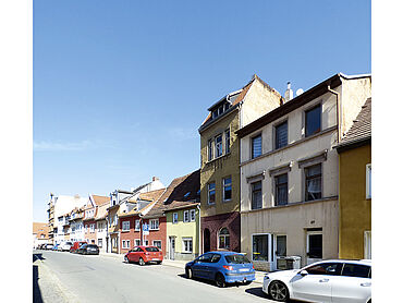 S21-03-004: Michaelisstraße 28
							06618 Naumburg (Saale)