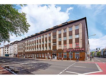 W26-02-016: Wanheimer Straße 78/ Rheinhauser Straße 199-203
							47053 Duisburg