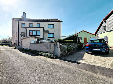 D25-03-028: Hauptstraße 36
							98660 Themar