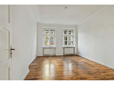 P23-01-001: Dammweg 251
							12057 Berlin