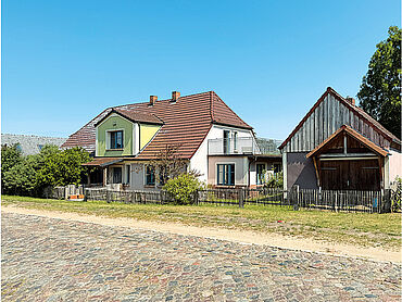 N26-03-013: Luckower Straße 6
							17375 Vogelsang-Warsin